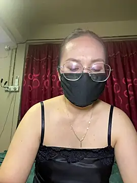 Snapshot of melyiaaa chatting on 21, 5, 2026 melyiaaa online show from 21, 5, 2026