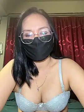 Snapshot of melyiaaa chatting on 8, 6, 2026 melyiaaa online show from 8, 6, 2026