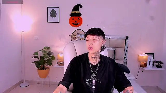 Luci Rose online show from 30, 10, 2025