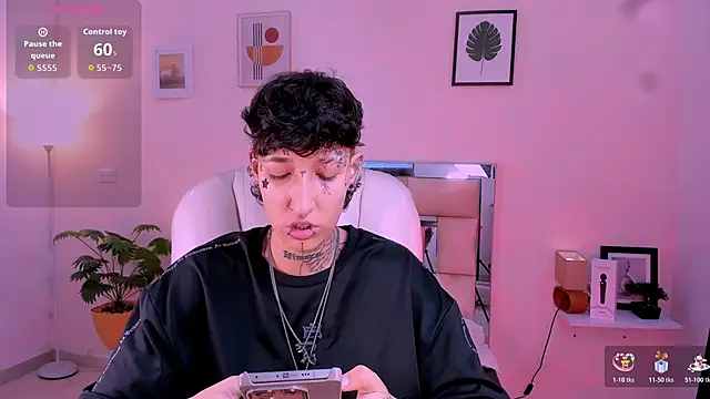 Luci Rose online show from 11, 11, 2025