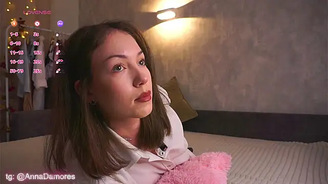 Snapshot of RenateRansone chatting on 18, 1, 2026 RenateRansone online show from 18, 1, 2026