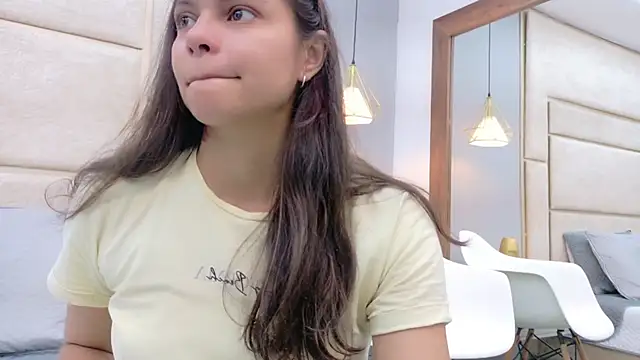 Snapshot of Ashley_HotGirl chatting on 2, 12, 2025 Ashley HotGirl online show from 2, 12, 2025