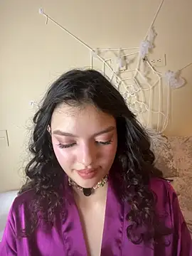 AriaHeavenss online show from 2, 11, 2025