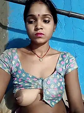 Snapshot of Harini_Gautam chatting on 5, 5, 2026 Harini Gautam online show from 5, 5, 2026