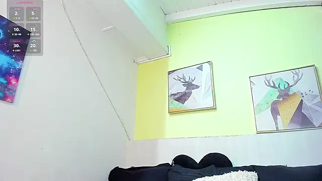 AtheneaArbelaez  online show from 11, 11, 2025