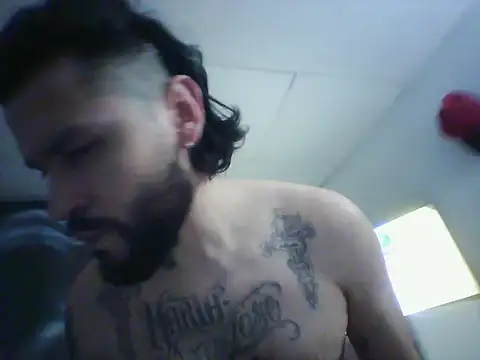 Snapshot of vegato_21 chatting on 27, 3, 2026 vegato 21 online show from 27, 3, 2026