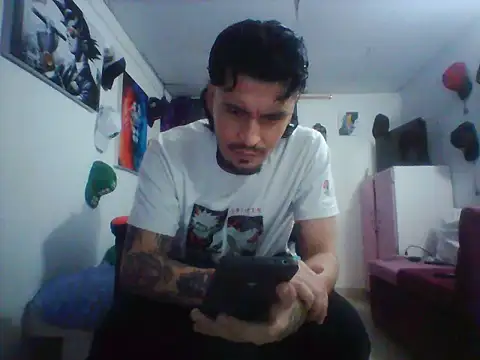 Snapshot of vegato_21 chatting on 27, 3, 2026 vegato 21 online show from 27, 3, 2026