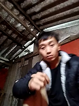 Snapshot of Boytasexy chatting on 4, 11, 2025 Boytasexy online show from 4, 11, 2025