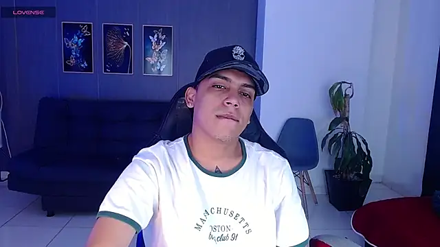 Snapshot of david_santos16 chatting on 14, 9, 2025 david santos16 online show from 14, 9, 2025