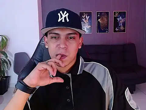 Snapshot of david_santos16 chatting on 16, 9, 2025 david santos16 online show from 16, 9, 2025