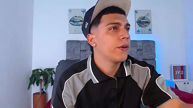 Snapshot of david_santos16 chatting on 22, 9, 2025 david santos16 online show from 22, 9, 2025