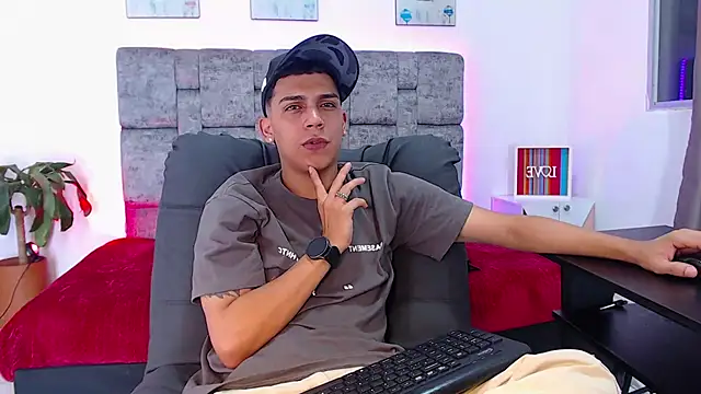 Snapshot of david_santos16 chatting on 22, 9, 2025 david santos16 online show from 22, 9, 2025