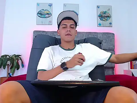 Snapshot of david_santos16 chatting on 24, 9, 2025 david santos16 online show from 24, 9, 2025