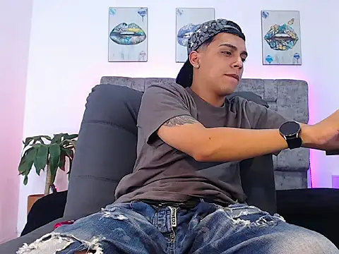 Snapshot of david_santos16 chatting on 28, 9, 2025 david santos16 online show from 28, 9, 2025