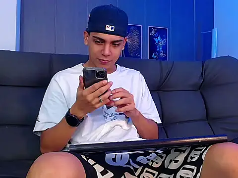 Snapshot of david_santos16 chatting on 10, 10, 2025 david santos16 online show from 10, 10, 2025