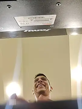 Juann-cock online show from 8, 4, 2026