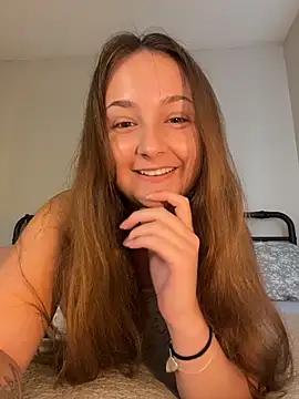 Snapshot of MadilynX777 chatting on 20, 10, 2025 MadilynX777 online show from 20, 10, 2025