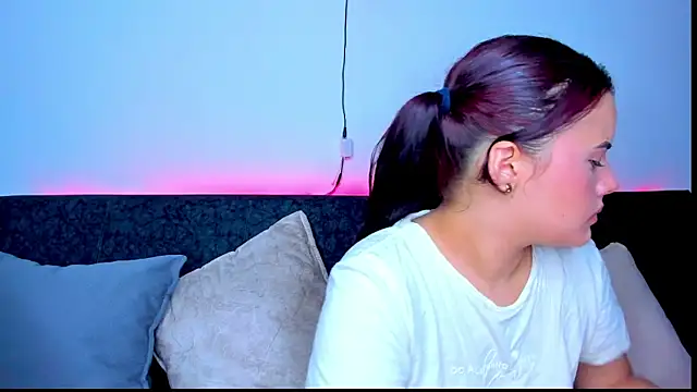 sweet lily26 online show from 23, 9, 2025