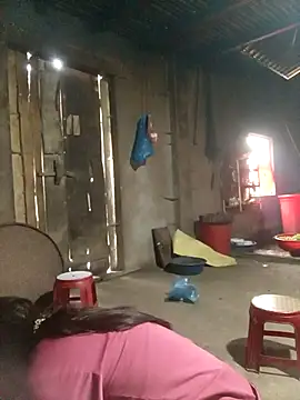 Snapshot of quynhkoolbae chatting on 4, 11, 2025 quynhkoolbae online show from 4, 11, 2025