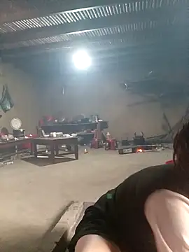 Snapshot of quynhkoolbae chatting on 26, 11, 2025 quynhkoolbae online show from 26, 11, 2025