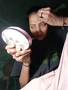 Snapshot of Pinki_thakur_1 chatting on 6, 6, 2026 Pinki thakur 1 online show from 6, 6, 2026