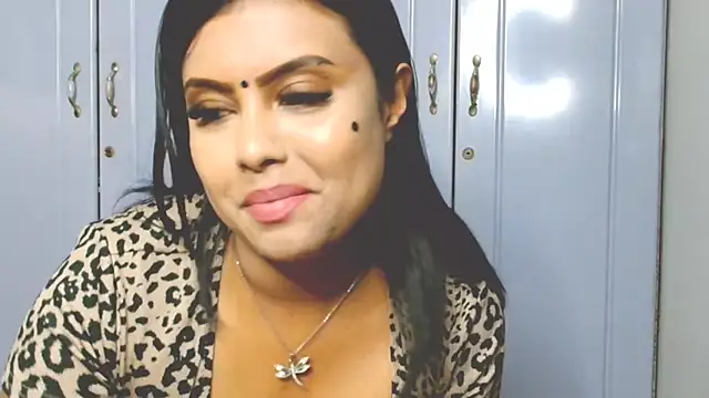 Indian GlowingMiax online show from 28, 10, 2025