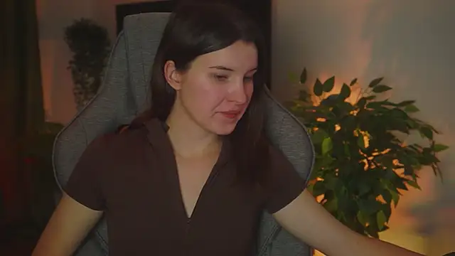 Snapshot of AgataWillis chatting on 25, 10, 2025 AgataWillis online show from 25, 10, 2025