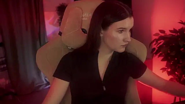 Snapshot of AgataWillis chatting on 31, 10, 2025 AgataWillis online show from 31, 10, 2025