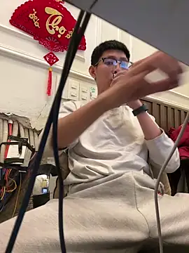 linh21107 online show from 9, 4, 2026