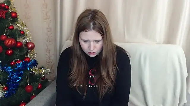 Snapshot of AdelinaLawson chatting on 27, 12, 2024 AdelinaLawson online show from 27, 12, 2024