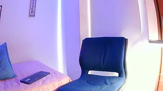   abrill   online show from 9, 9, 2025