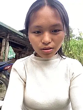 milo bae online show from 3, 12, 2025