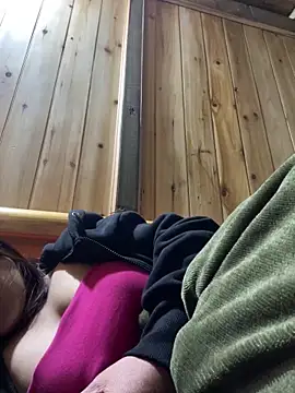 phungtiti online show from 8, 3, 2026