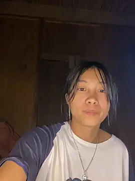 EmLy02 online show from 15, 11, 2025