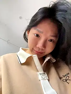 Miumieu online show from 21, 11, 2025