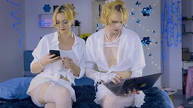 Snapshot of LolaSpaisTS chatting on 23, 11, 2025 LolaSpaisTS online show from 23, 11, 2025