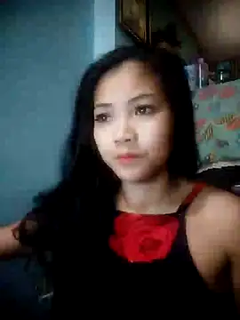 Snapshot of pinay_bellaxx chatting on 13, 10, 2025 pinay bellaxx online show from 13, 10, 2025