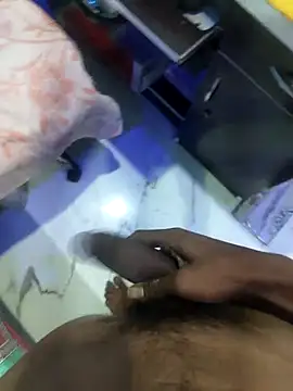 Snapshot of sanddyk99 chatting on 9, 2, 2026 sanddyk99 online show from 9, 2, 2026