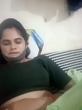 Snapshot of JULEE-740 chatting on 13, 10, 2025 JULEE-740 online show from 13, 10, 2025