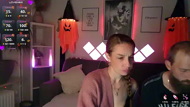 Snapshot of XBellaXundXUweX chatting on 16, 10, 2025 XBellaXundXUweX online show from 16, 10, 2025