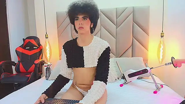 Kheyler Thompson online show from 11, 10, 2025