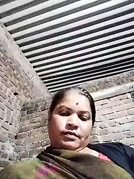 Snapshot of Rajnee33A chatting on 2, 11, 2025 Rajnee33A online show from 2, 11, 2025