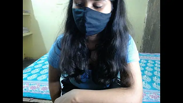 Snapshot of Vanya_7 chatting on 29, 10, 2025 Vanya 7 online show from 29, 10, 2025