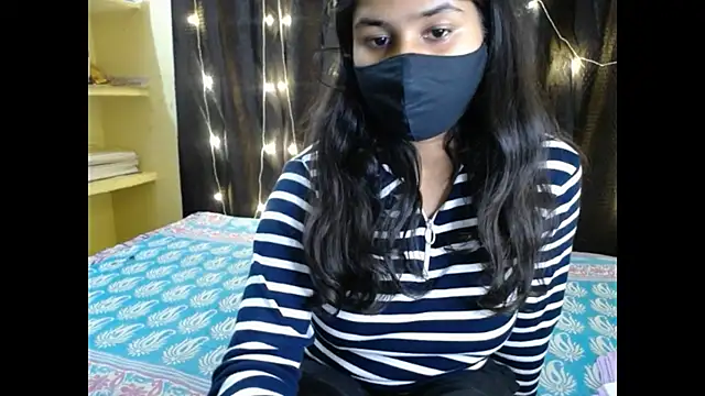 Snapshot of Vanya_7 chatting on 6, 11, 2025 Vanya 7 online show from 6, 11, 2025