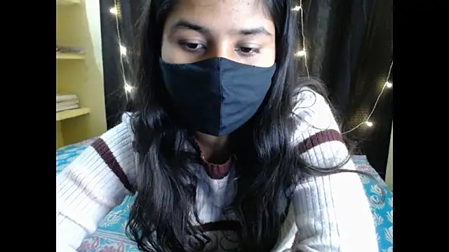 Snapshot of Vanya_7 chatting on 9, 11, 2025 Vanya 7 online show from 9, 11, 2025