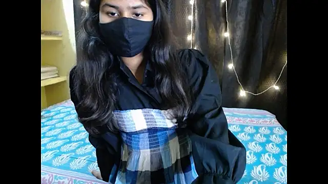 Snapshot of Vanya_7 chatting on 11, 11, 2025 Vanya 7 online show from 11, 11, 2025