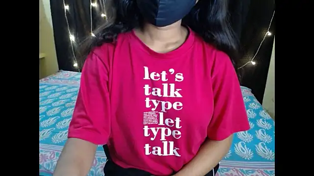 Snapshot of Vanya_7 chatting on 12, 11, 2025 Vanya 7 online show from 12, 11, 2025