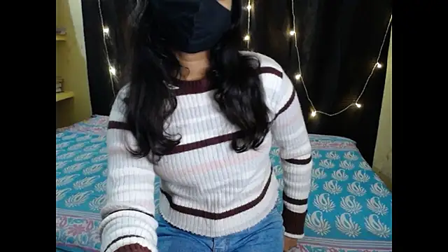 Snapshot of Vanya_7 chatting on 13, 11, 2025 Vanya 7 online show from 13, 11, 2025