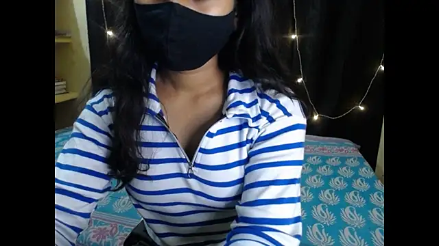 Snapshot of Vanya_7 chatting on 20, 11, 2025 Vanya 7 online show from 20, 11, 2025