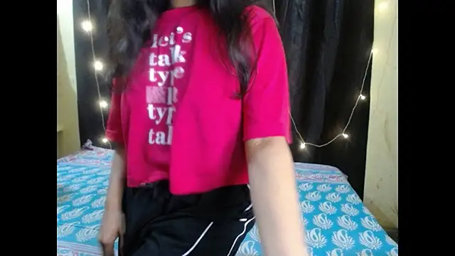 Snapshot of Vanya_7 chatting on 22, 11, 2025 Vanya 7 online show from 22, 11, 2025